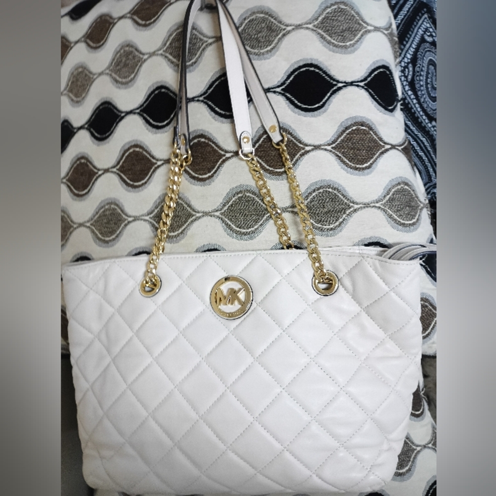 Michael Michael Kors - Picture 12 of 16